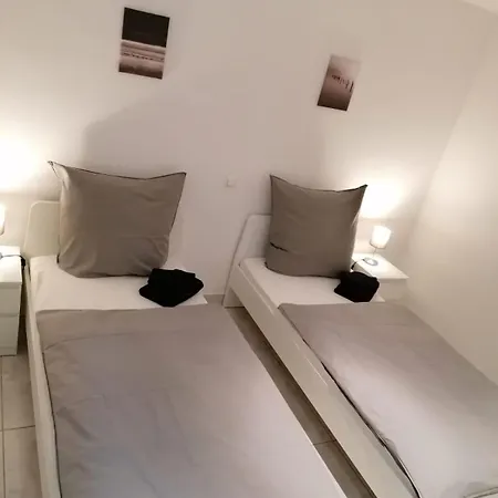 Bookandstay24 Bei Darmstadt, Frankfurt, Rhein-main-gebiet Apartmán *